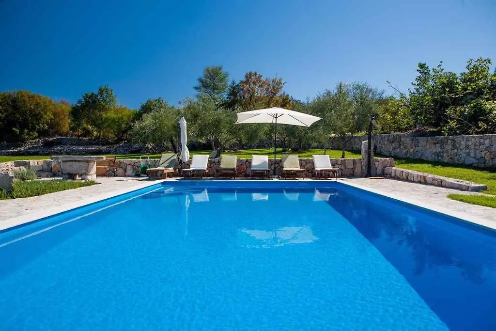 Holiday Home In Malinska/Insel Krk 31297