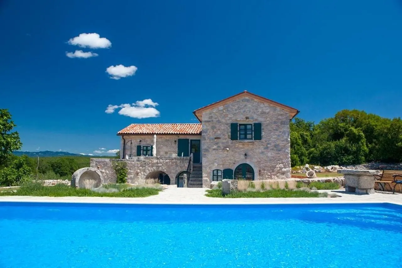 Holiday Home In Malinska/Insel Krk 31297